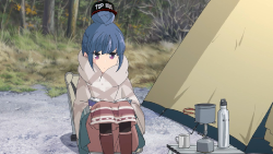 878372